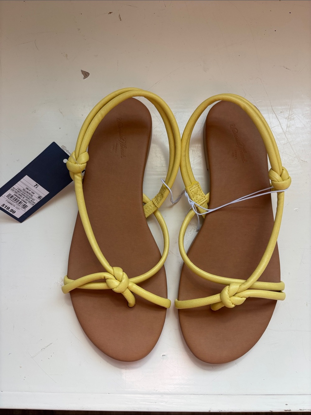 Universal Thread Yellow Knot-Strap Flat Sandals